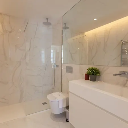 Flh Bairro Alto Homey Flat Apartman
